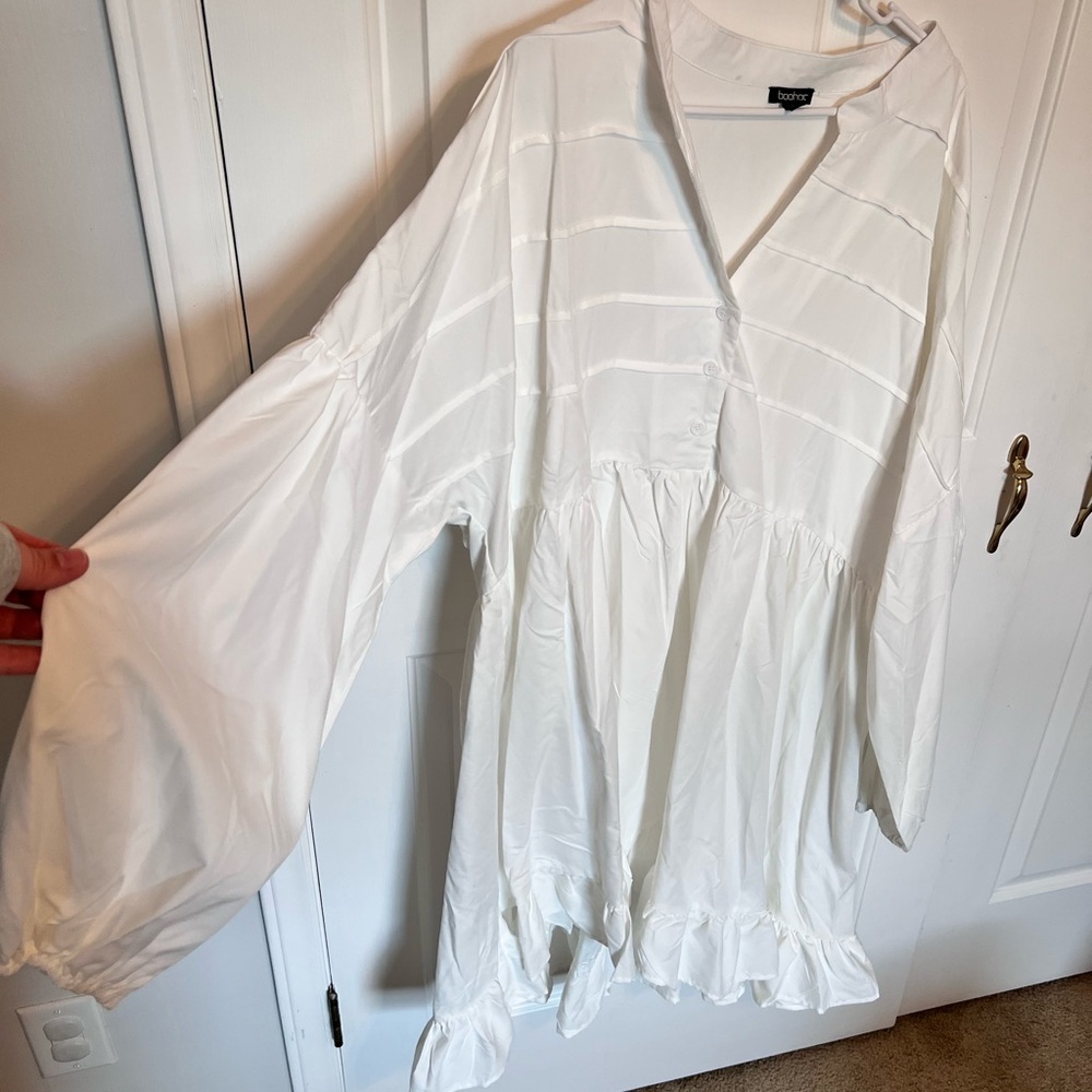 White Long Sleeve Ruffled Dress - Picture 2 of 2